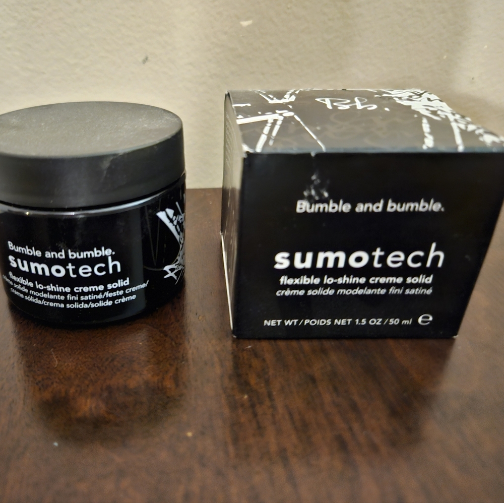 Bumble and Bumble sumo tech hair pomade